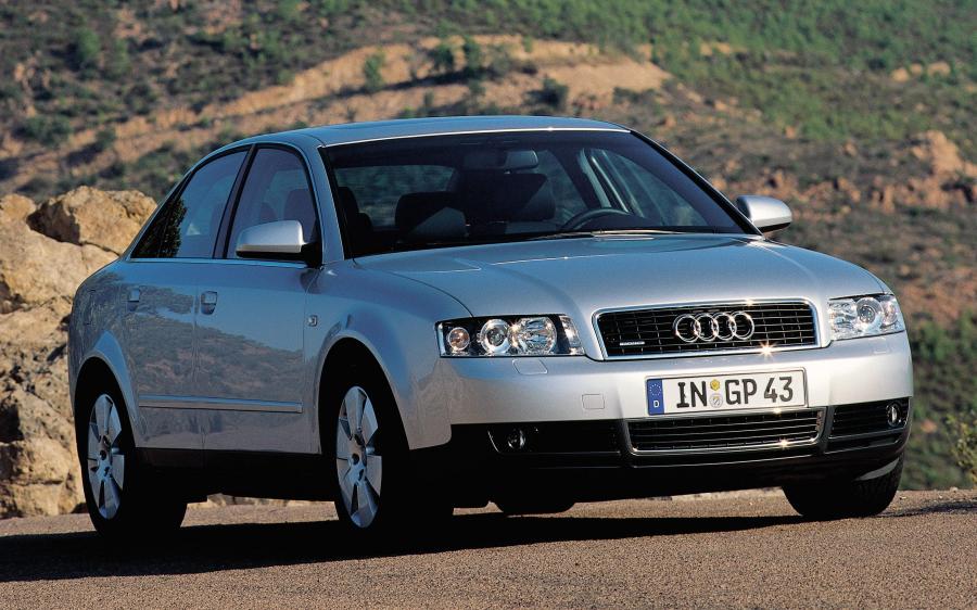 Audi A4 2.5 TDI Quattro Sedan (B6, 8E) '2000 - 04